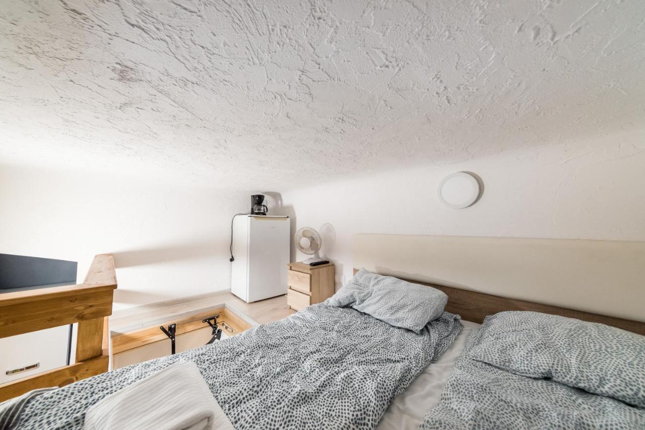 Micro Apartments 2,5 Qm - Najmniejsze Apartamenty Swiata 2,5 Mkw Cracóvia Exterior foto
