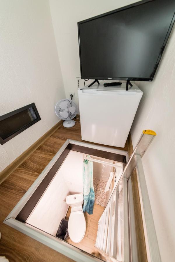 Micro Apartments 2,5 Qm - Najmniejsze Apartamenty Swiata 2,5 Mkw Cracóvia Exterior foto